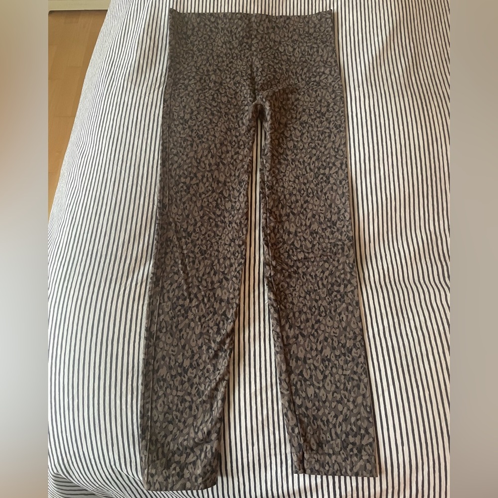 Spanx leopard print leggings